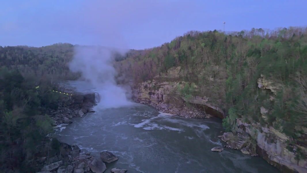 CUMBERLAND FALLS, KY NATURE SHOWCASE